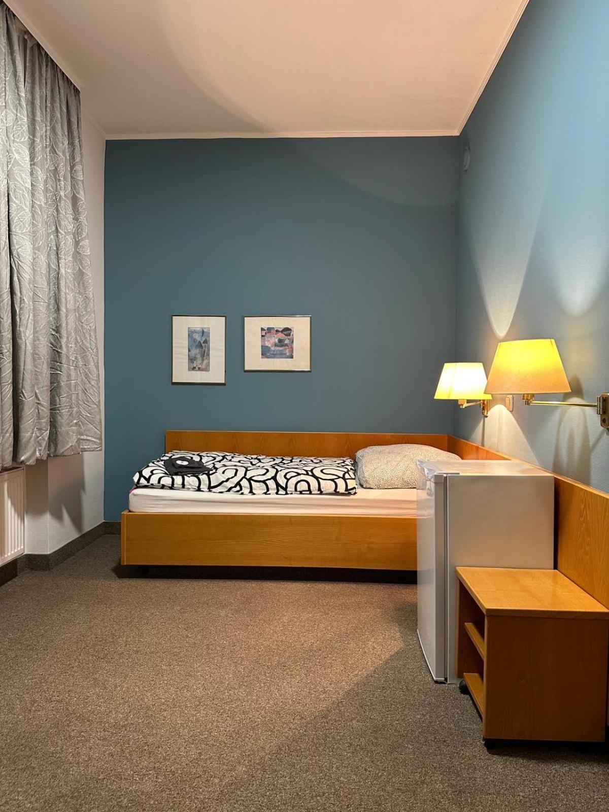 Ar Airport Hotel Rüsselsheim Екстериор снимка