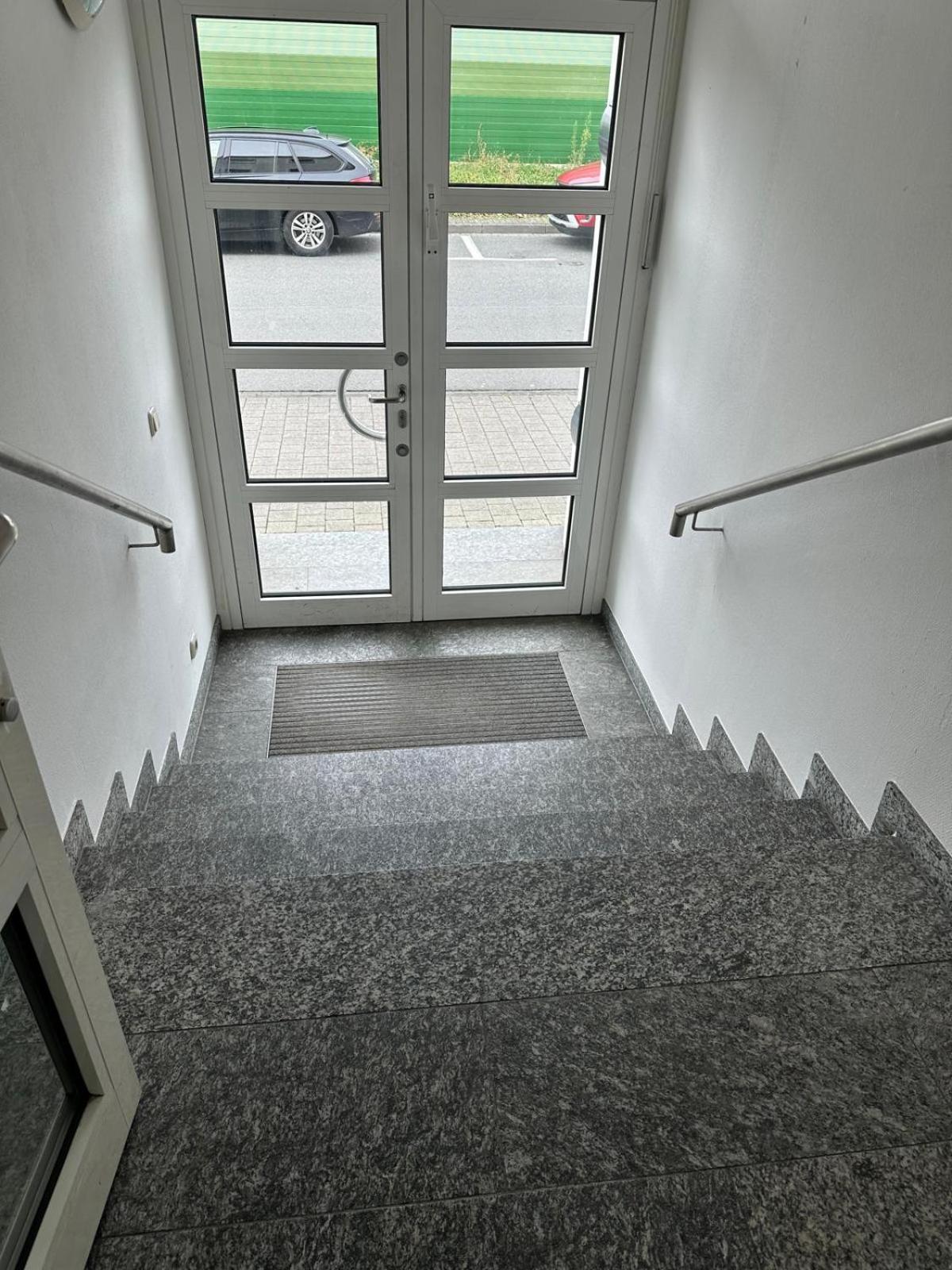 Ar Airport Hotel Rüsselsheim Екстериор снимка