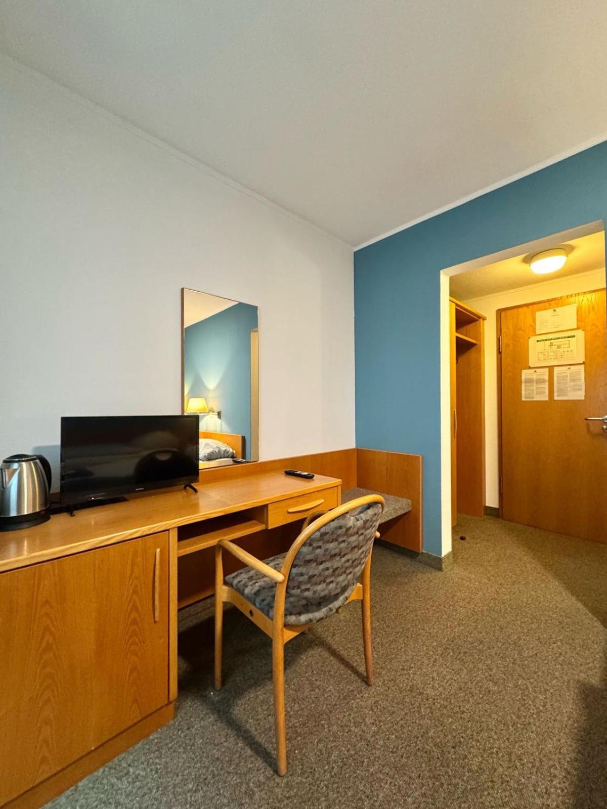 Ar Airport Hotel Rüsselsheim Екстериор снимка