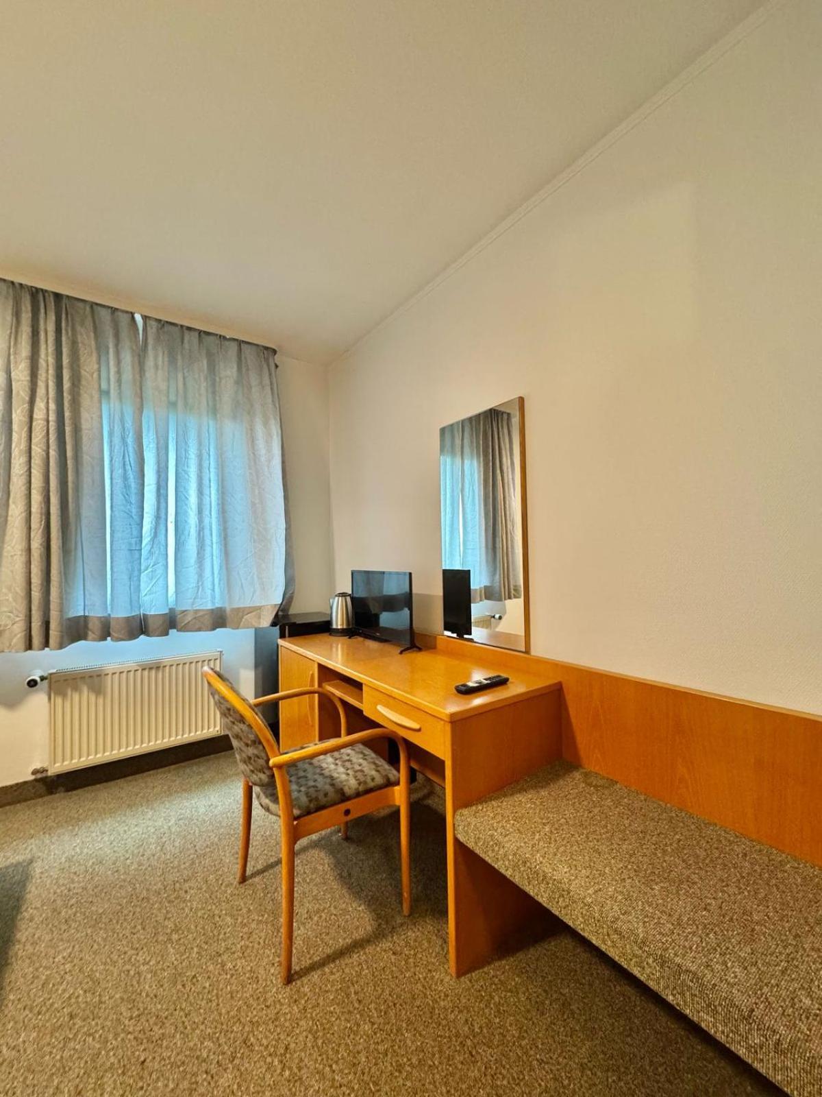 Ar Airport Hotel Rüsselsheim Екстериор снимка